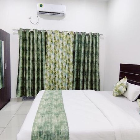 Suvarna Elite - Premium Apartment Hotel Mysore Extérieur photo